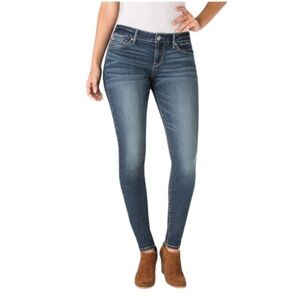 Denizen by Levi Modern Skinny Mid Rise Jean. Medium Blue Size 14 Long #777